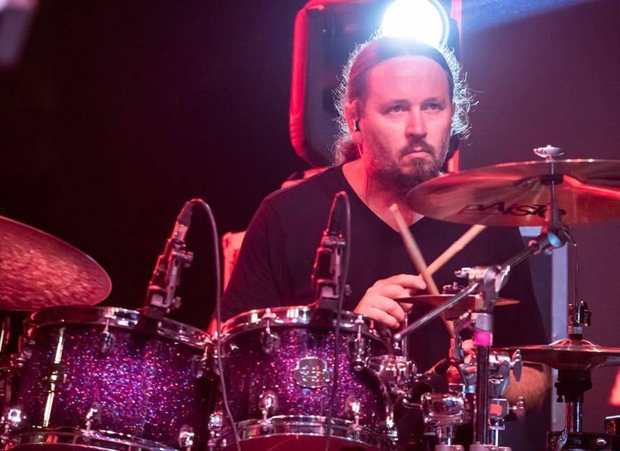 Doznajemo: Thompson ima novi bend, evo koliko će ih platiti za veliki koncert na Hipodromu...