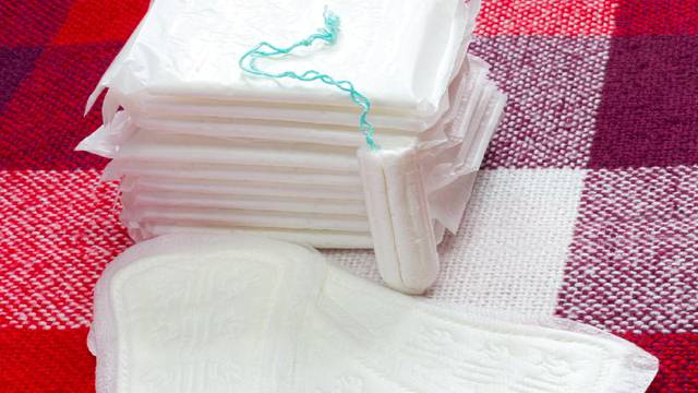 Perivi pamučni ulošci, ali i menstrualne čašice, dobro su rješenje za manje otpada