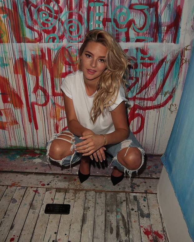 FOTO Za ovu ljepoticu govore da je 'nova' Pamela Anderson, a uskoro će uskočiti u crveni bikini