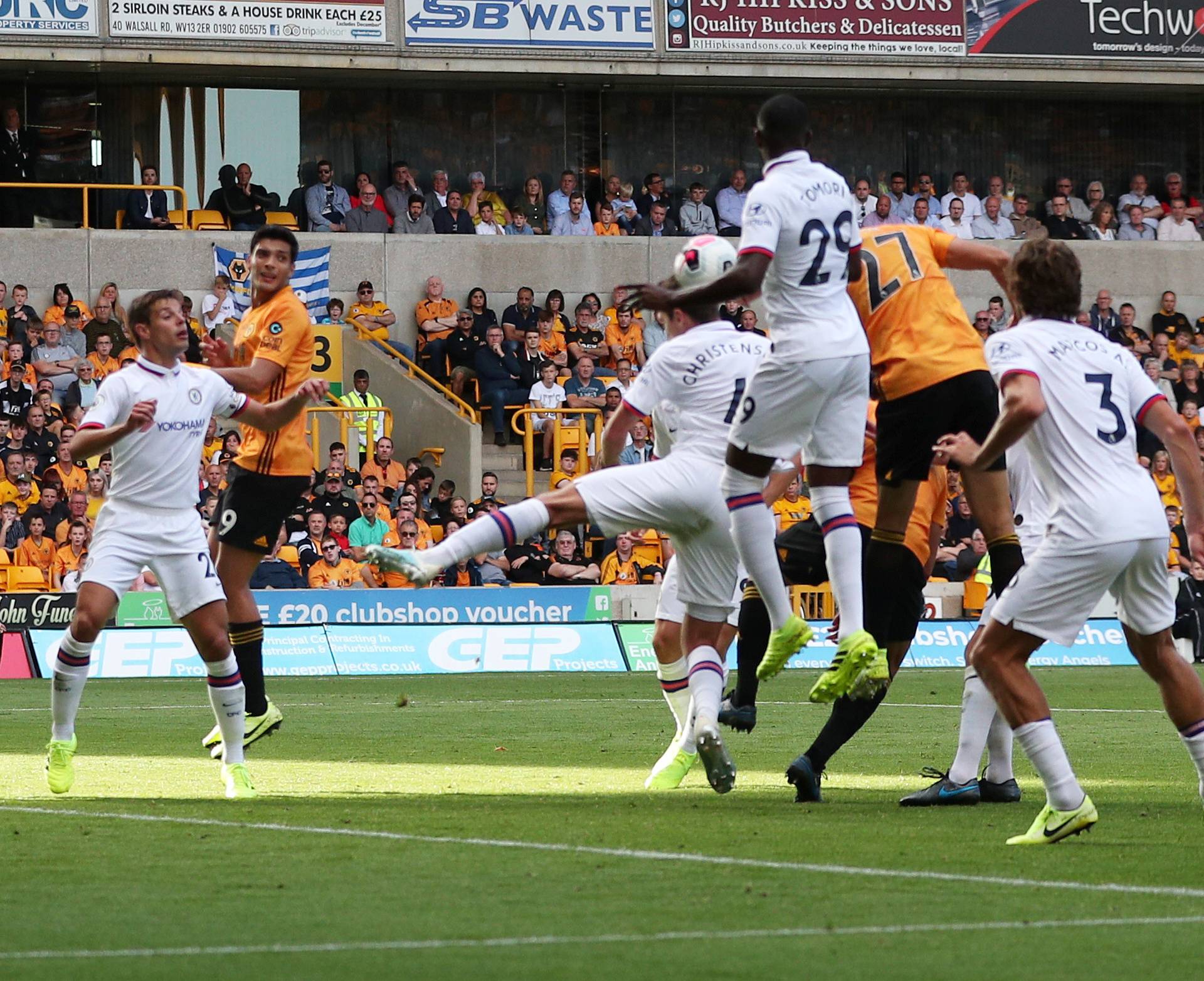 Premier League - Wolverhampton Wanderers v Chelsea