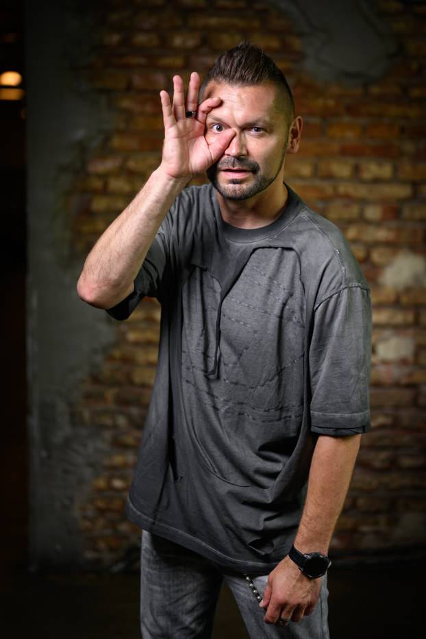 Zagreb: Glazbenik Ivan Dečak