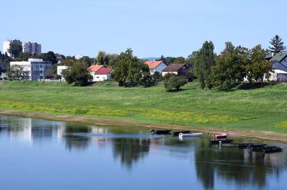 FOTO Provjerite temperature zraka i mora po gradovima