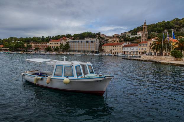 Jesenski ugođaj u gradu Hvaru