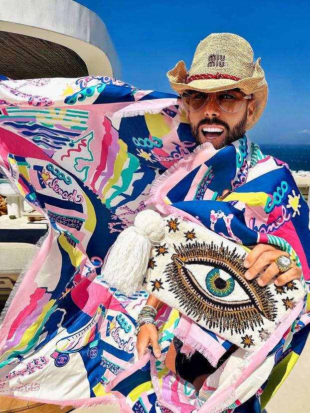 Odmor u stilu Marka Grubnića: Skupe torbice, leopard uzorci i vrela zabava na Mikonosu...