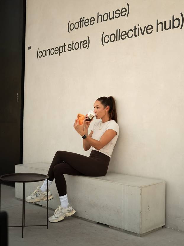 FOTO Kayla je jedna od najvećih fitness influencerica - Evo uz kojih par vježbi ostaje fit