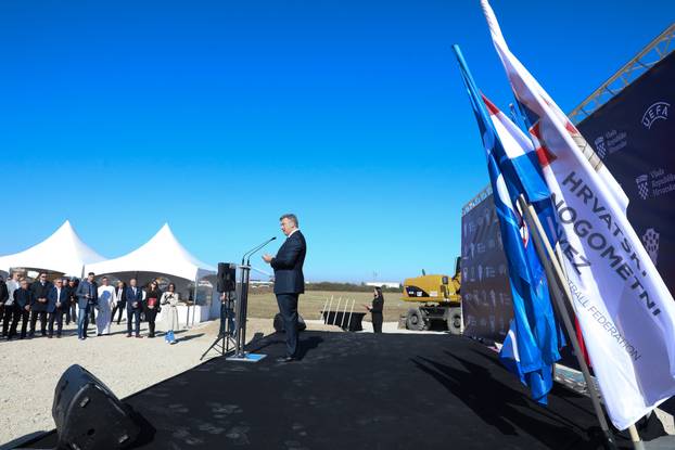 Svečano otvaranje gradilišta budućeg kampa Hrvatskog nogometnog saveza u Velikoj Gorici