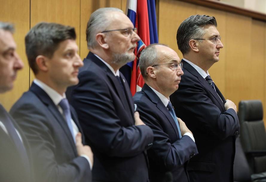Zagreb: 16. sjednica Hrvatskog sabora započela "aktualnim prijepodnevom"