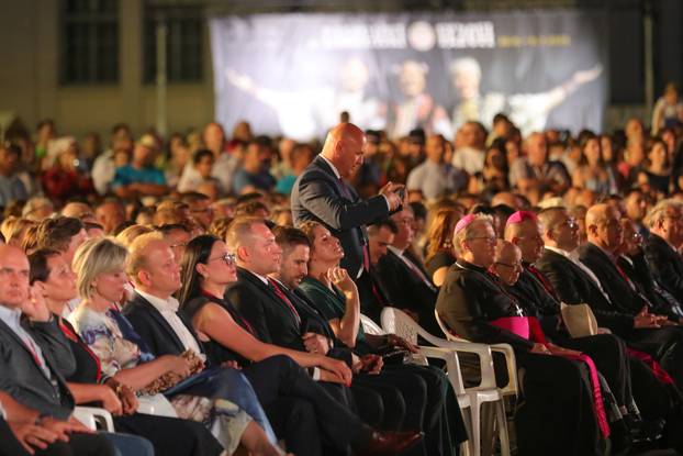 Svečano otvorenje 59. Đakovačkih vezova