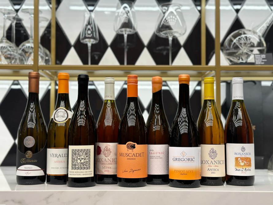 Zaboravi rosé, ova boja trenutno vlada vinskim svijetom