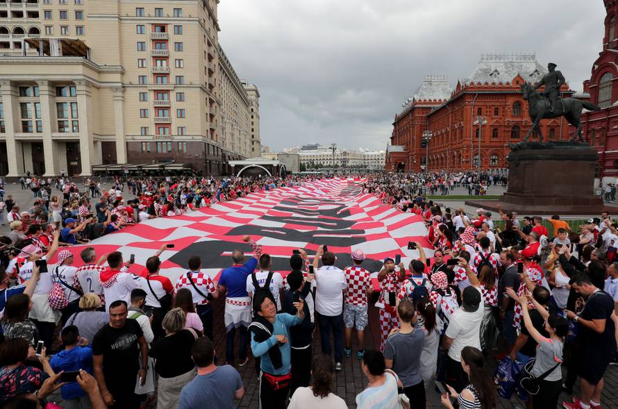 'Crven-bijeli' trg u Moskvi: Za Hrvate navijao i Steven Seagal