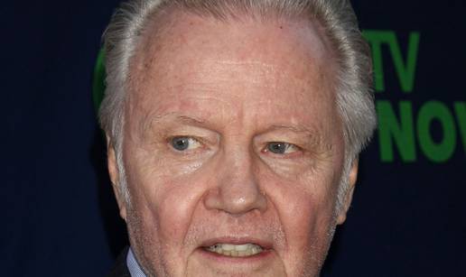 Jon Voight je molio Brada da pošalje Angelinu na liječenje