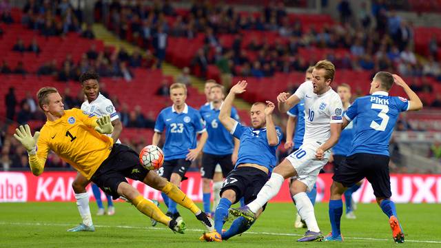 Soccer - UEFA Euro 2016 - Qualifying - Group E - England v Estonia - Wembley Stadium