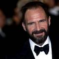 Ralph Fiennes ponovno ljubi? Otkriveno je tko je tajanstvena plavuša s kojom je šetao Rimom