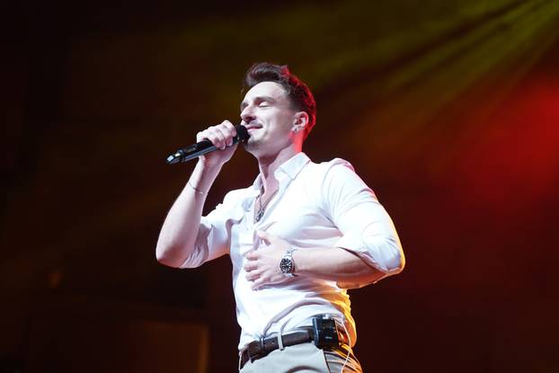 Zagreb: Treći koncert Adija Šoše u Lisinskom