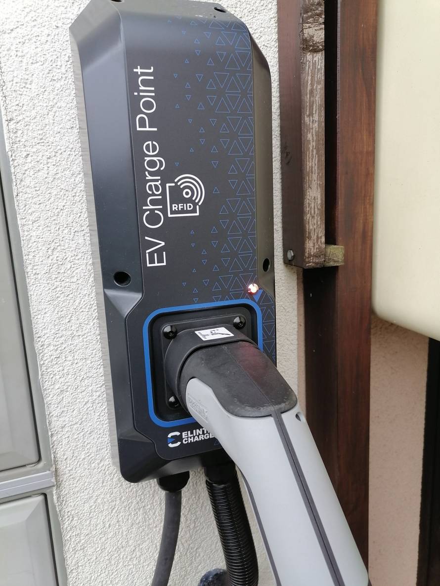 Solarne elektrane i punionice – od projekta do servisa uz stručnost Majhen Tech tima