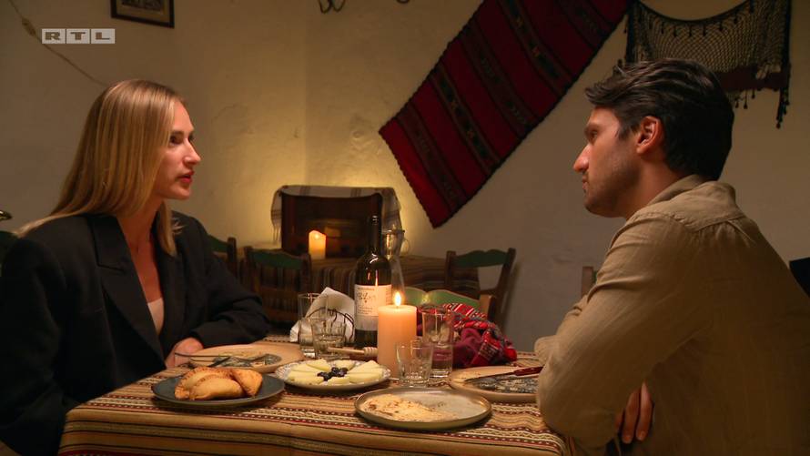 Monika i Kaja od 'Savršenih' dobile ruže: 'Je li moguće da smo tako kompatibilni?'