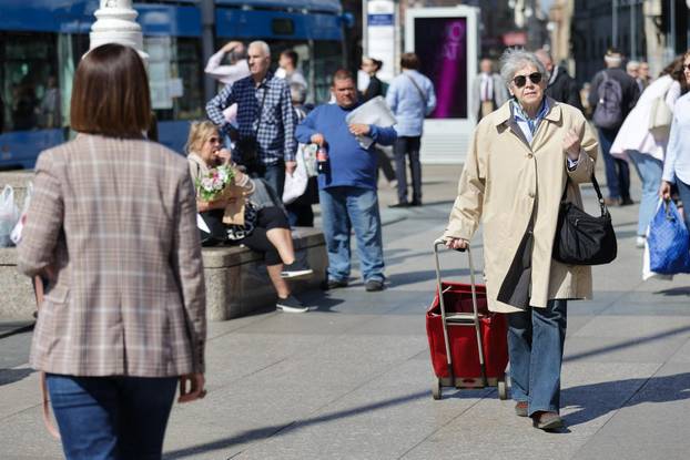 Sunčano subotnje prijepodne u Zagrebu