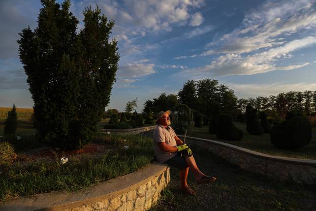 Bajkoviti vrt u srcu Međimurja: Prvi i jedini Topiary park u Hrvatskoj krije se u Sračincu