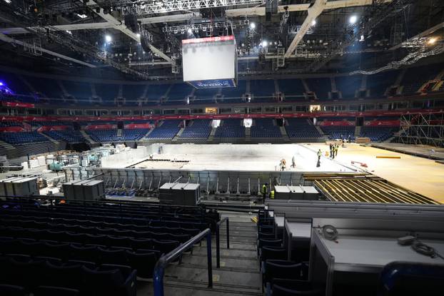 Obilazak Beogradske arene u kojoj  se  postavlja  bazena u kome će se igrati utakmice 37. EP u vaterpolu 