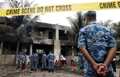 Vojni zrakoplov srušio se za vrijeme vježbe u Bangladešu, broj mrtvih porastao na 27