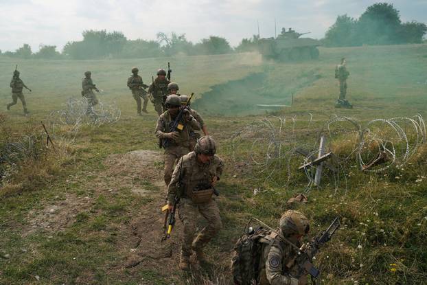 NATO holds Eagle Spearhead drill in Romania with seven allies