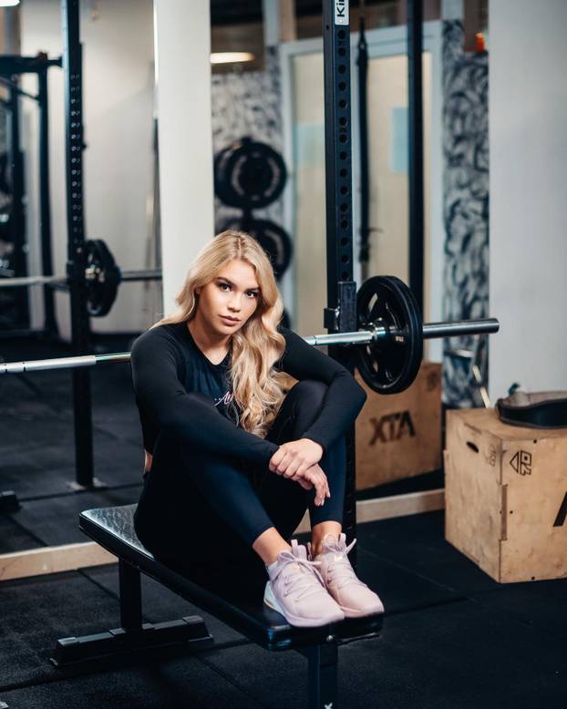 FOTO Slovenska manekenka 'ukrala' je srce Luke Dončića. Zaručili su se na lijepom Bledu