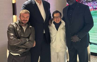 Viralna fotka: David Beckham i Jackie Chan snimljeni u društvu gorostasnih košarkaških ikona