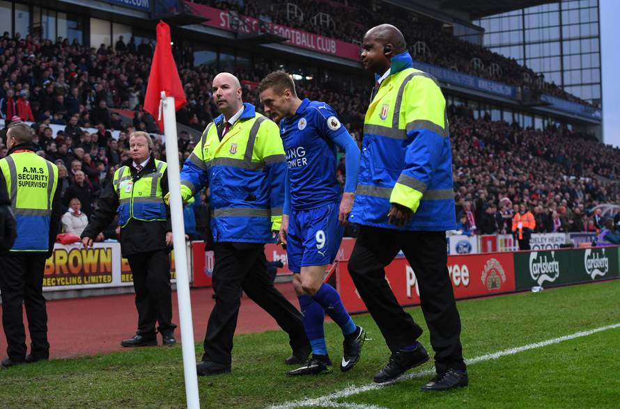 Leicester City's Jamie Vardy leaves the pitch after being sent off