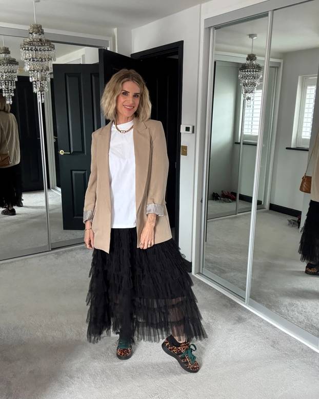 FOTO Senzualna plesačica je hit na internetu: 'Mama sam, ali ne odustajem od pole dancea'