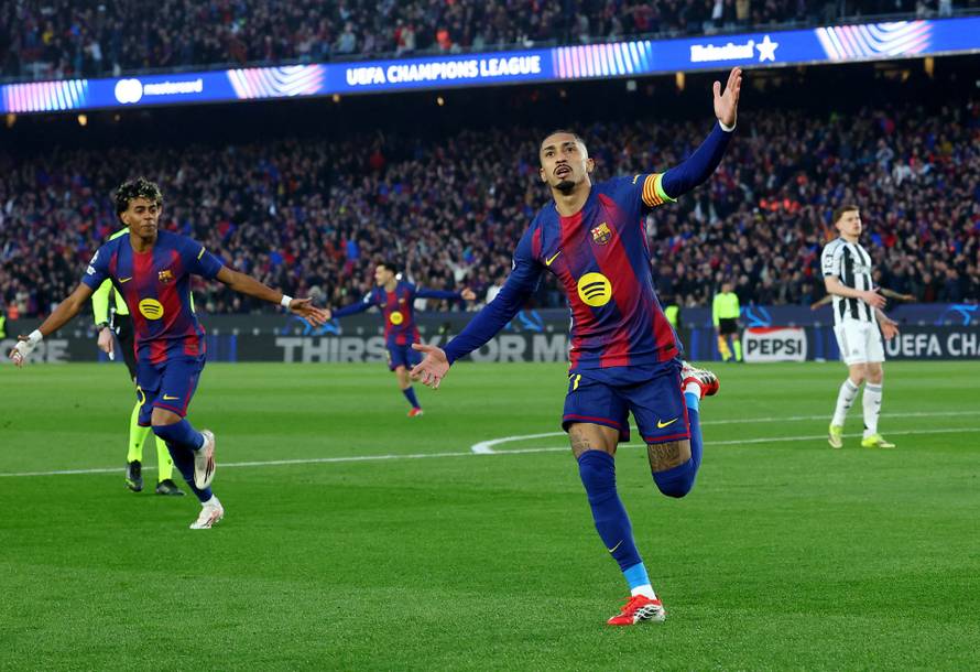 UEFA Champions League - Round of 16 - Second Leg - FC Barcelona v Newcastle United