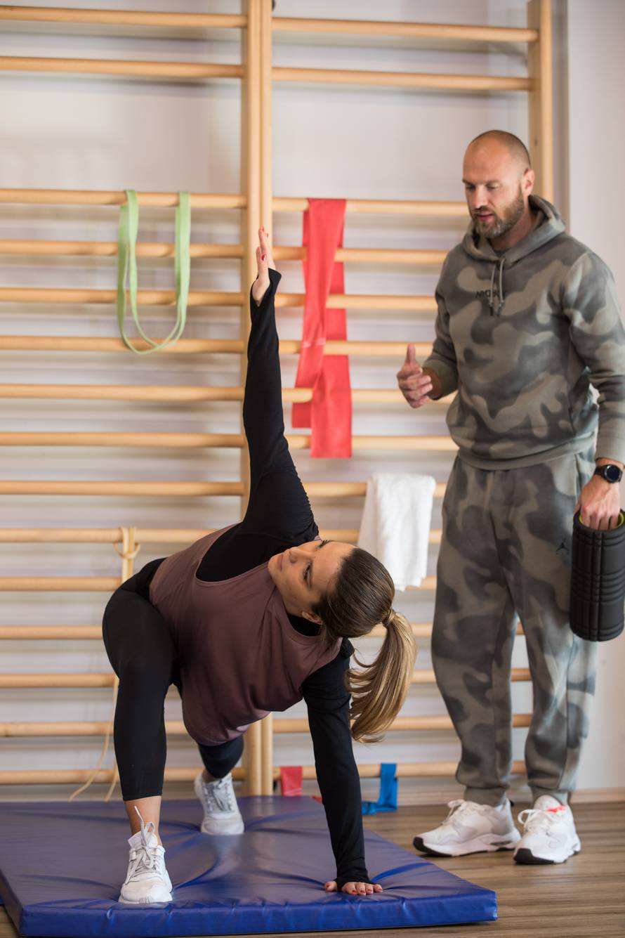 Marijana Batinić pozvala Edu u pomoć, vježba nakon porođaja