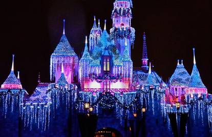 Disneyland je u vrijeme Božića raj i za djecu i za odrasle