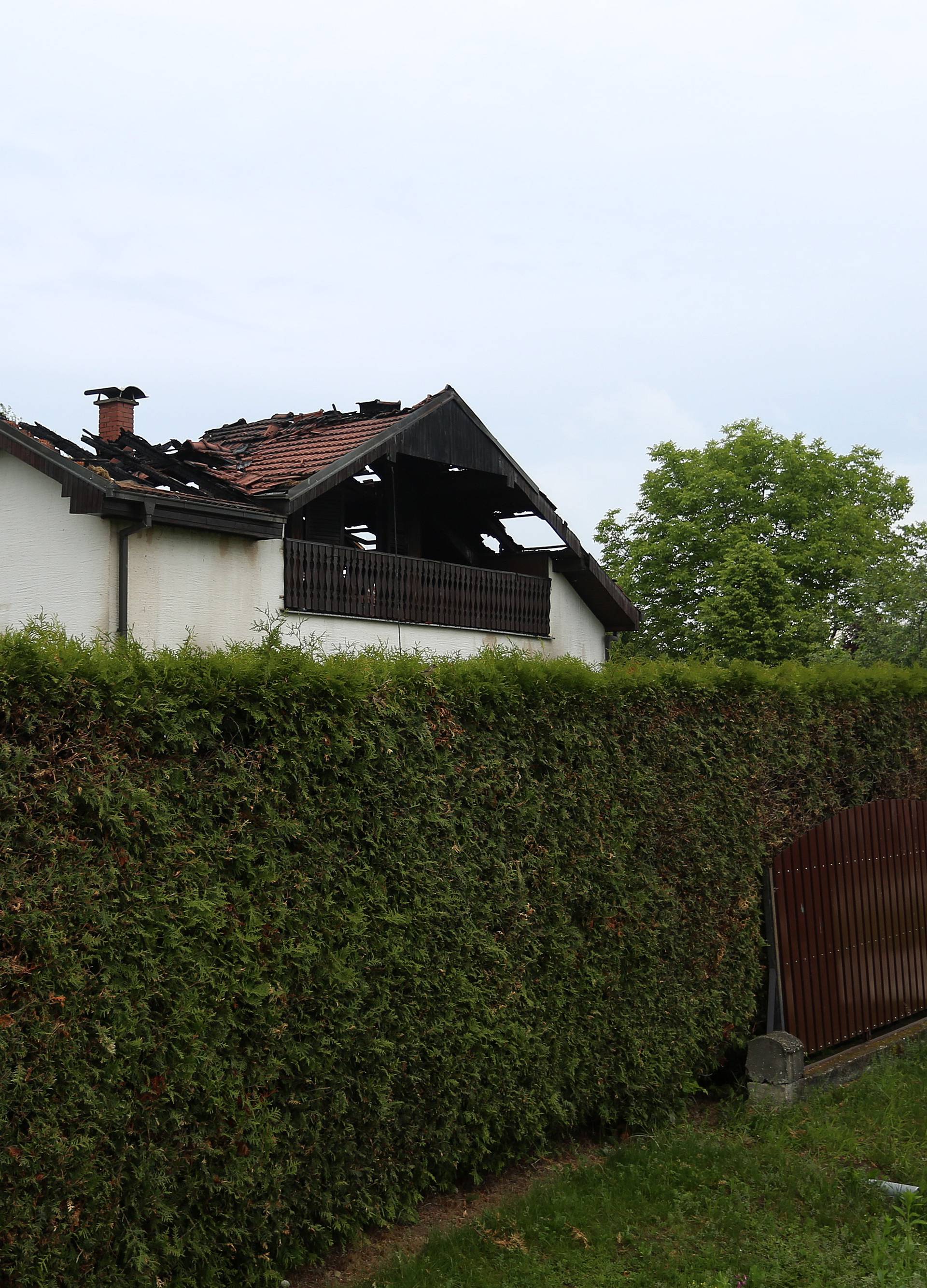Izgorjela  kuća u Čičkoj Poljani: U požaru je stradala žena (67)