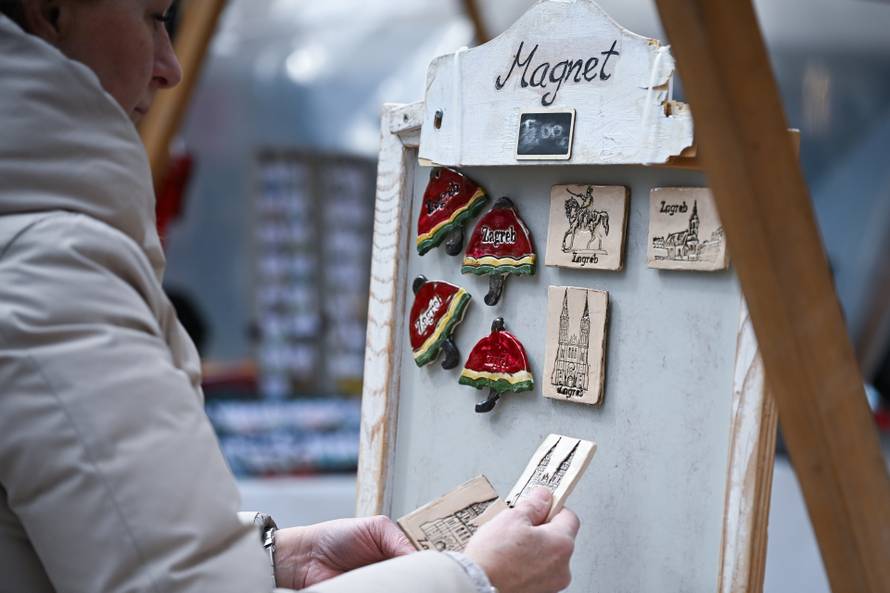 Sajam tradicijskih i umjetničkih obrta u Zagrebu