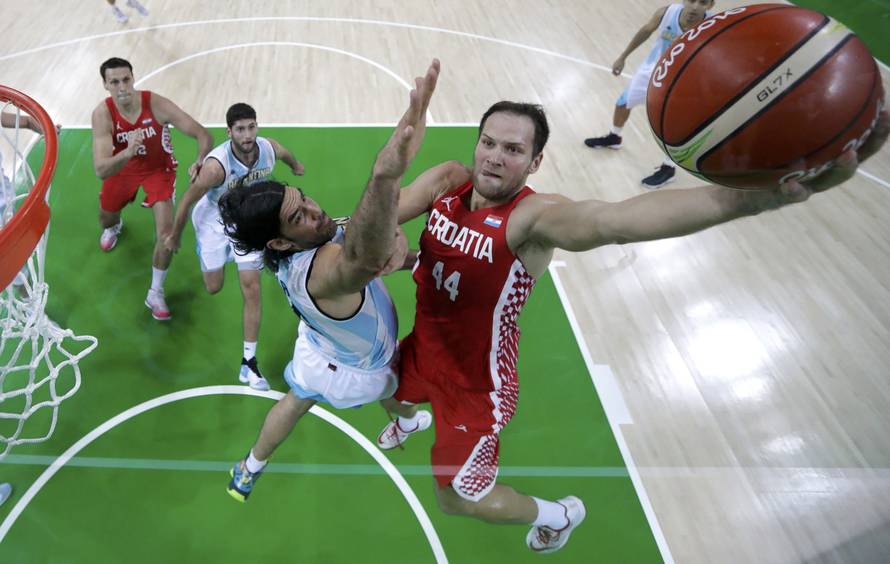 Basketball - Men's Preliminary Round Group B Argentina v Croatia