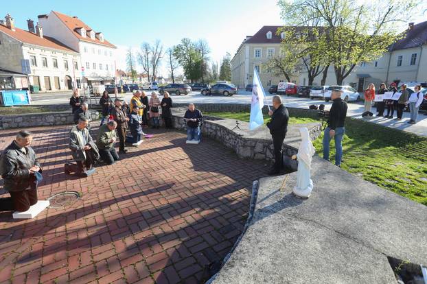 Tiha misa Arijane Lekić Fridrih i Inicijative Feministika u Karlovcu