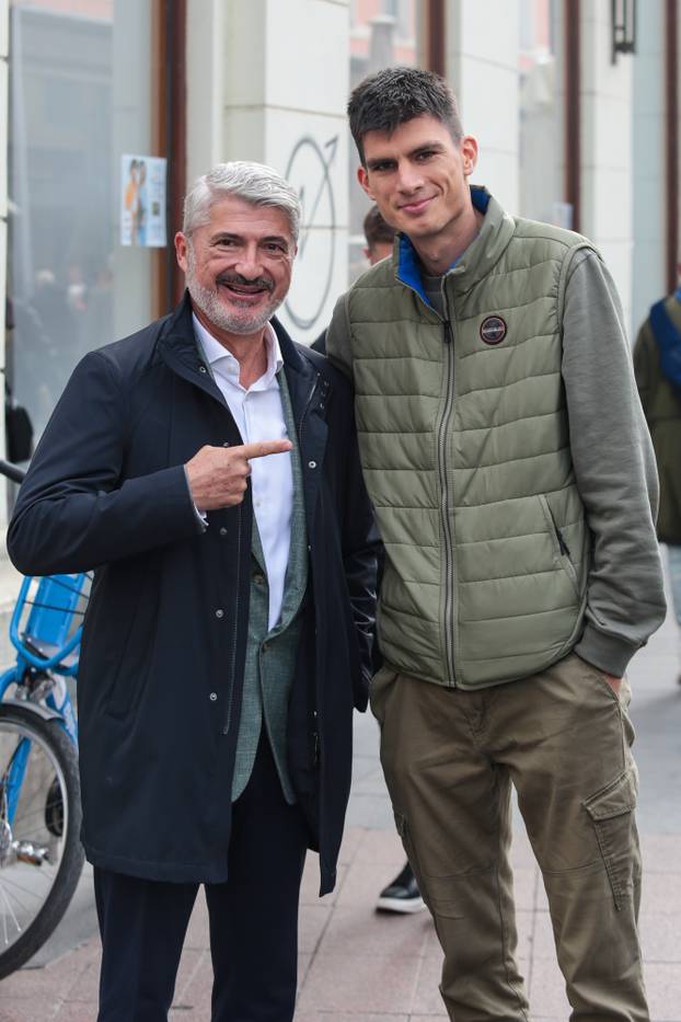 Zagreb: Niko Tokić Kartelo prošetao subotnjom špicom