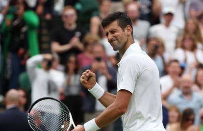 Teže od očekivanog, ali rutinski: Đoković u 2. kolu Wimbledona