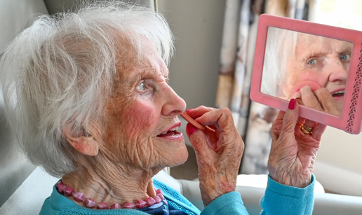 'Imam 103 godine i influencerica sam, a ovo su moji savjeti za vječnu ljepotu i dobro držanje'