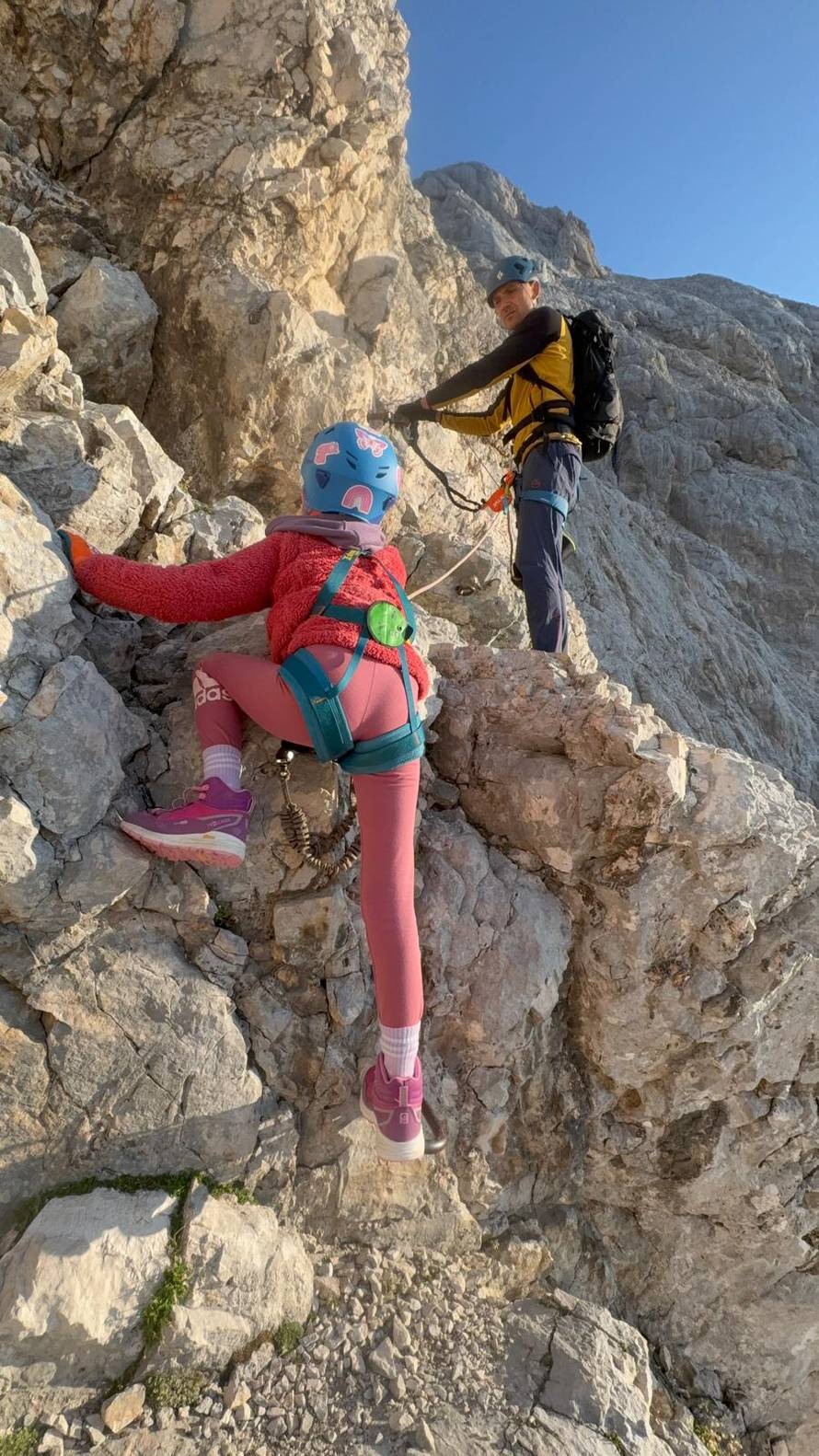 Angela (7) je djevojčica bez granica! 'Ne idem još ni u školu, a već sam osvojila Triglav'