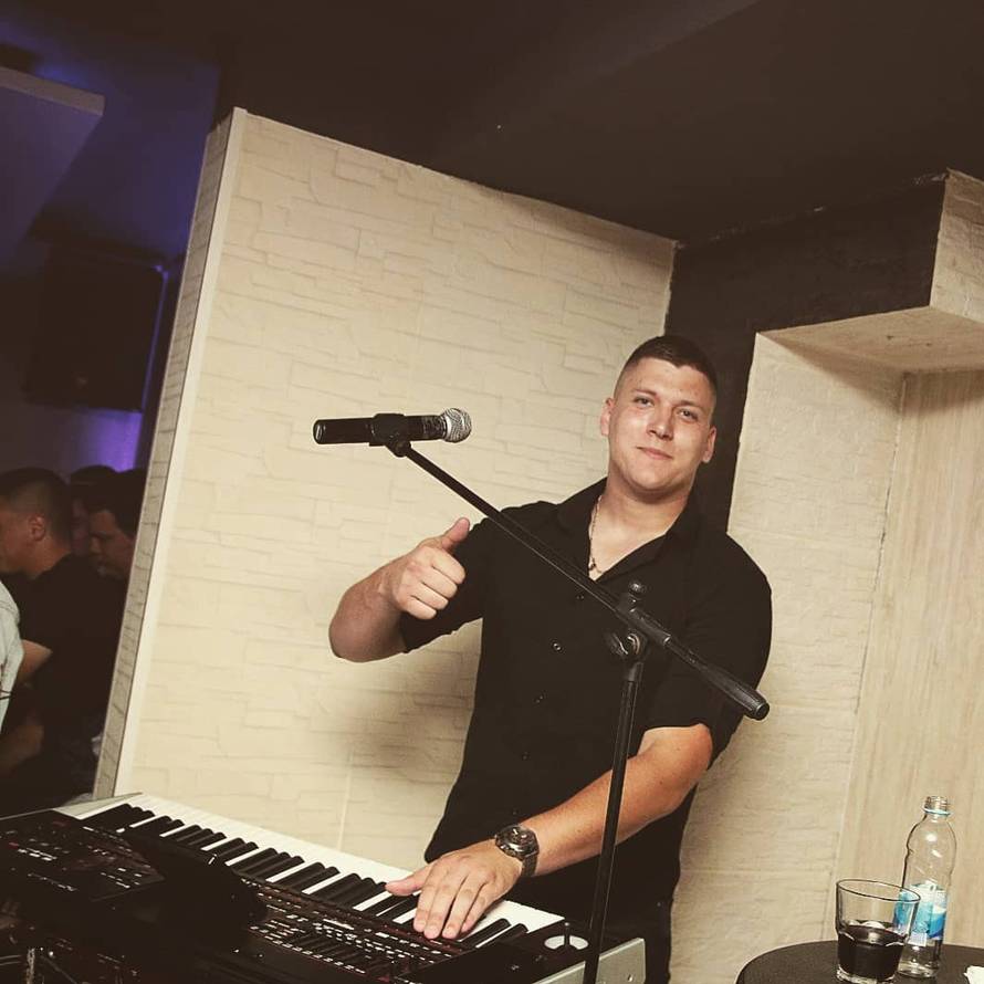 Strašne sudbine mladih pjevača iz 'Zvezda Granda': Jasmin imao tumor, Nemanja kobno stradao