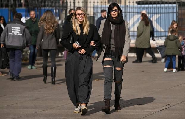 Zagreb: Anica Kovac sa kcerkom kupovala cvjece