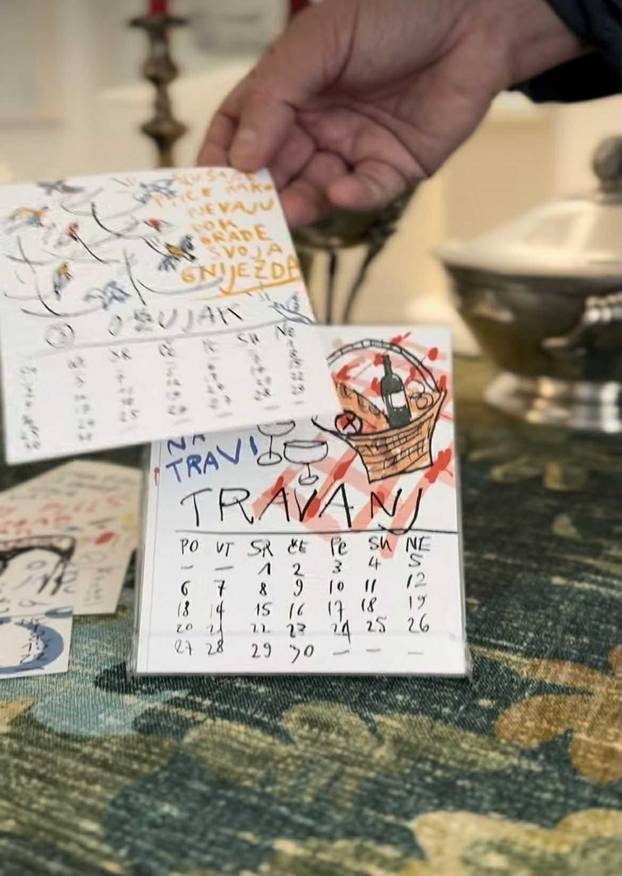 FOTO Šekoranjina blagdanska čarolija: Tihi dekor u izlozima i hotelima je pravi spektakl