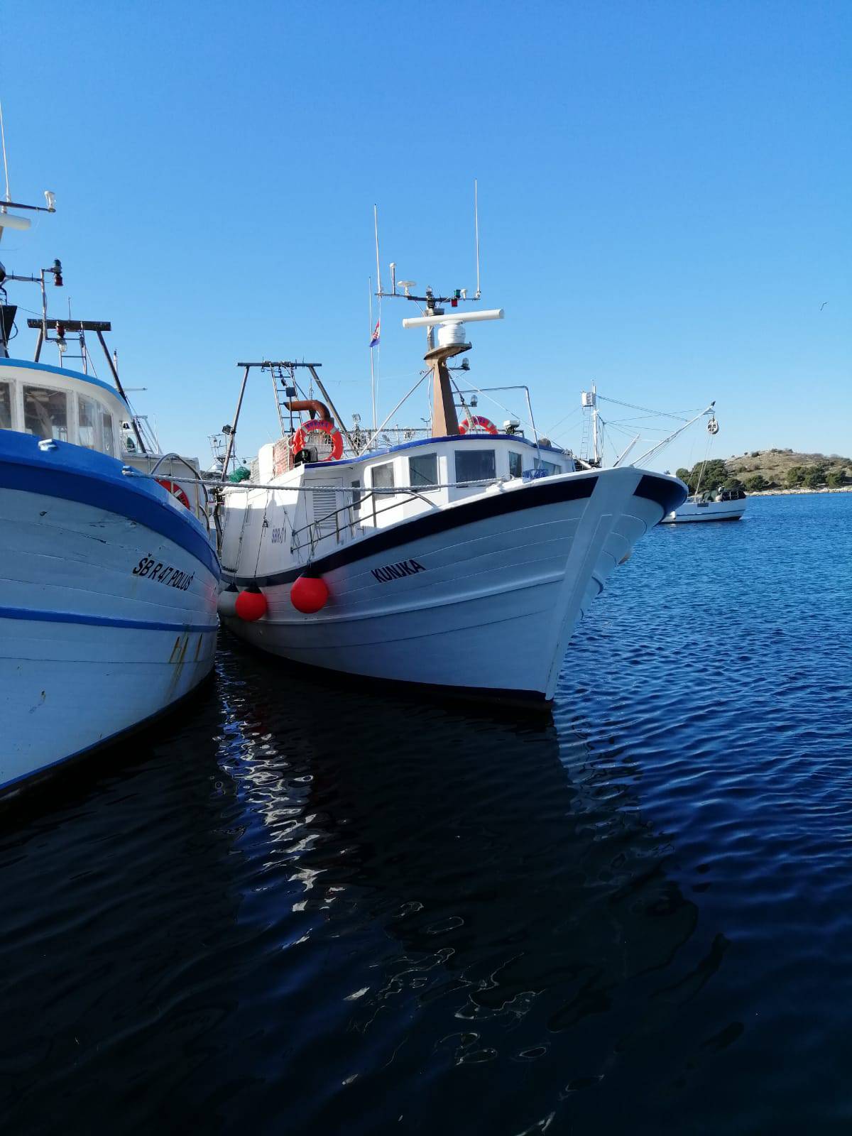 Spasili brodolomce s ribarice "Baba Mare": Dok smo stigli do njih, brod im je već potonuo