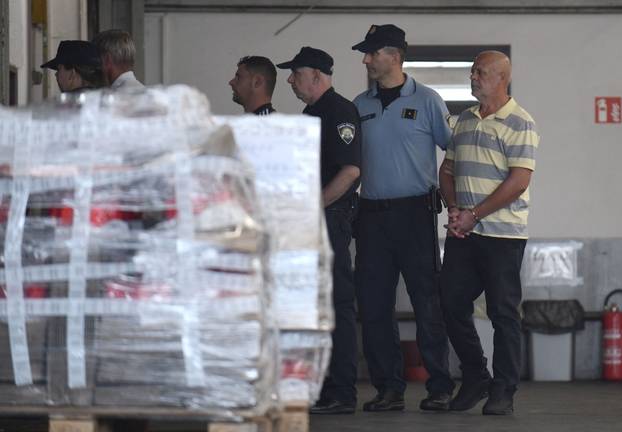 Zagreb: Privođenje  uhićenih u Hrvatskim šumama u akciji USKOK-a