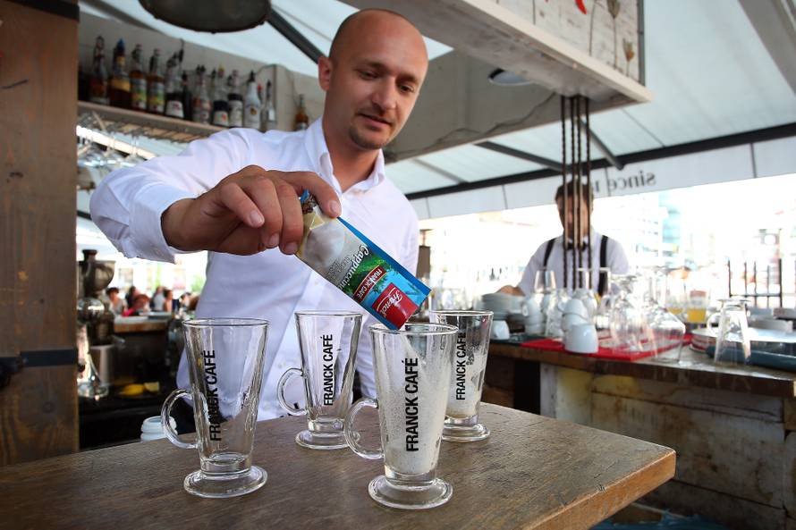 Ovoga ljeta osvježite se uz ledeni Franck Café cappuccino
