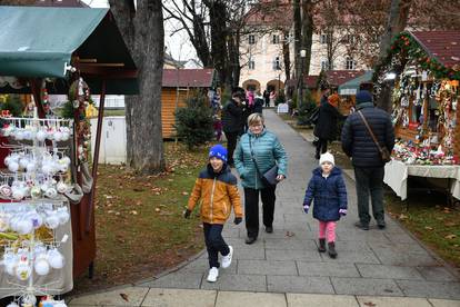 Lampice i ukrasi posvuda: Evo kako su se hrvatski gradovi ove godine uredili za Advent