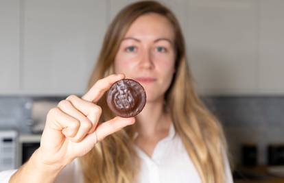 Cijeli život ih jedete pogrešno? Otkrili kako se drži Jaffa keks