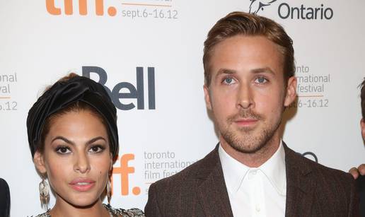 Obožavatelji uvjereni da su se Eva Mendes i Gosling vjenčali, i to sve zbog jednog detalja