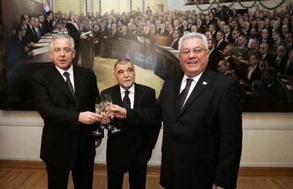 Sabor konstituiran, Luka Bebić je novi predsjednik